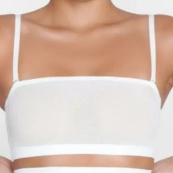 SKIMS Other - SKIMS NWT SHEER SCULPT BANDEAU BONE XS